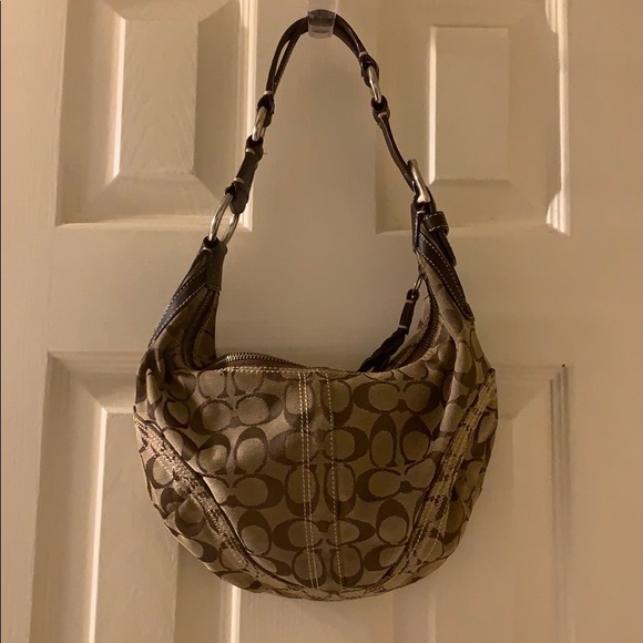 Coach Handbags - Authentic Coach Hobo Style Purse Coach Handbags - Authentic Coach Hobo Style Purse
